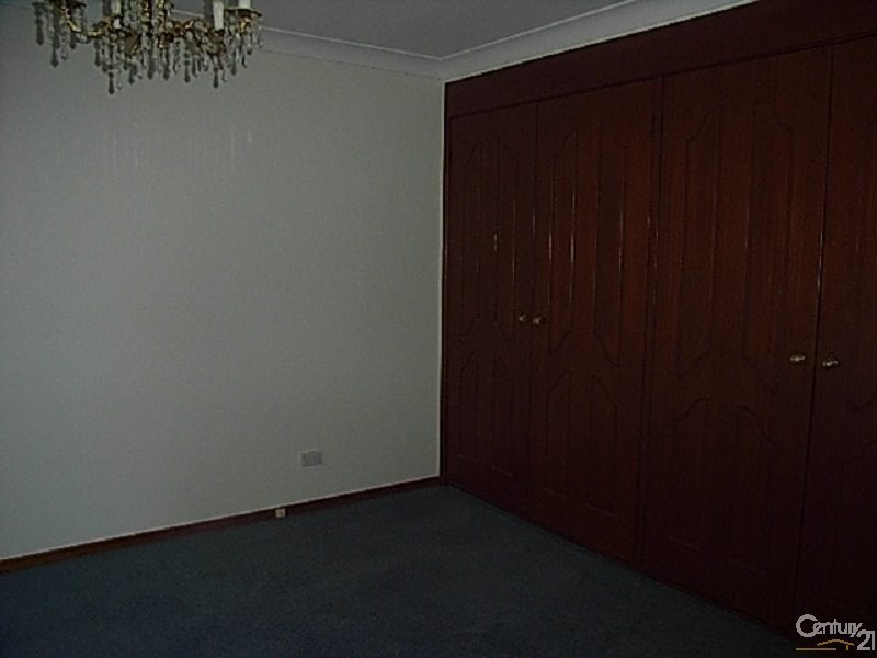 23 Bowditch Crescent, Parkes NSW 2870