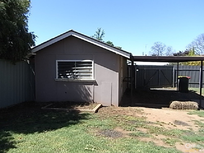 23 Mitchell Street, Parkes NSW 2870