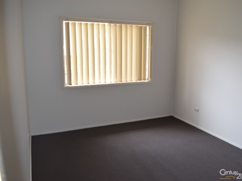 2 Wattle Street, Parkes NSW 2870