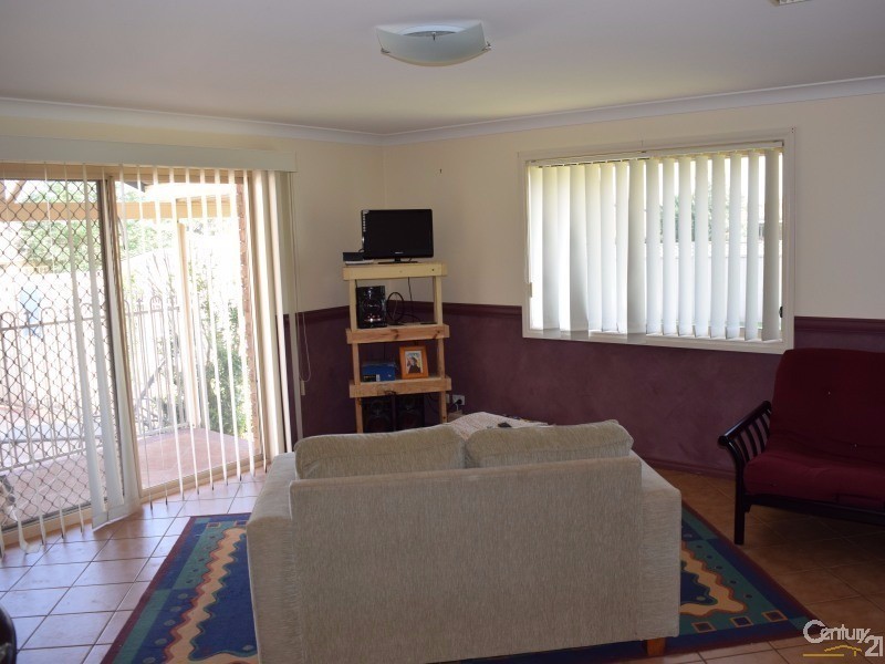 8  Noonan Street, Parkes NSW 2870