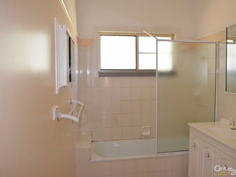 14 Dunns Lane, Parkes NSW 2870