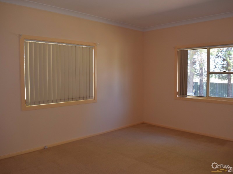 14 Dunns Lane, Parkes NSW 2870
