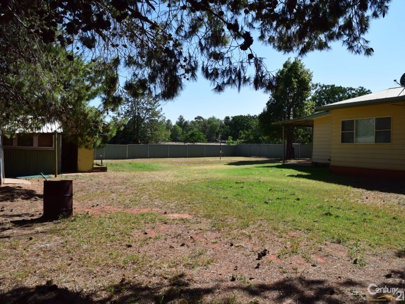 14 Dunns Lane, Parkes NSW 2870