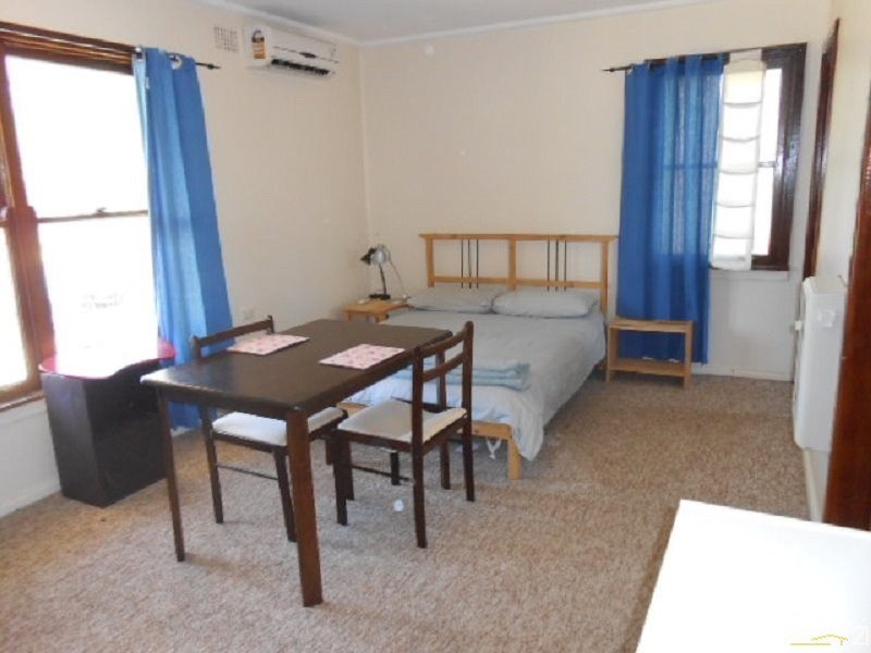 1/13 Orange St, Parkes NSW 2870