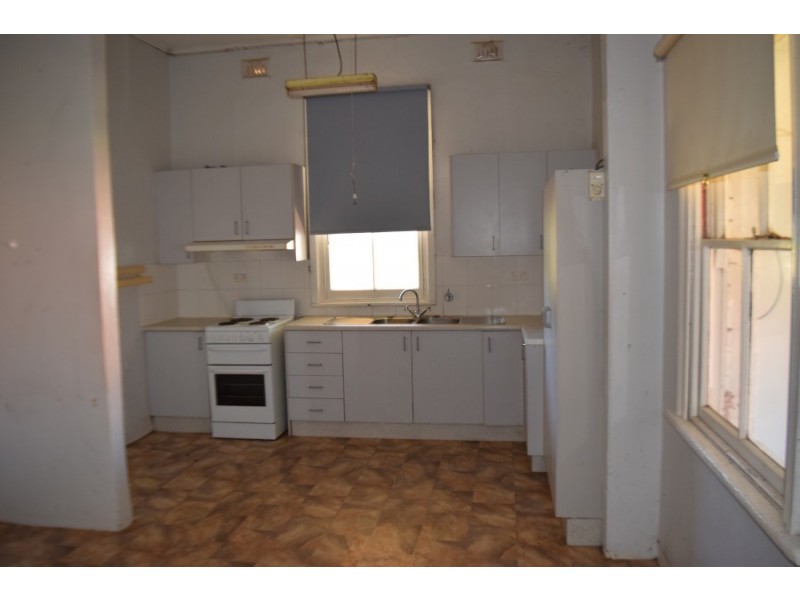 80 Peak Hill Road, Parkes NSW 2870