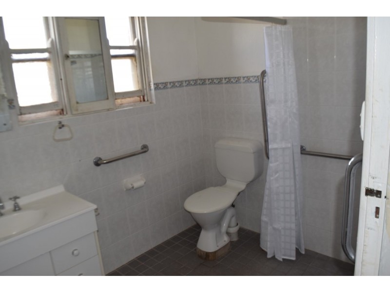 80 Peak Hill Road, Parkes NSW 2870