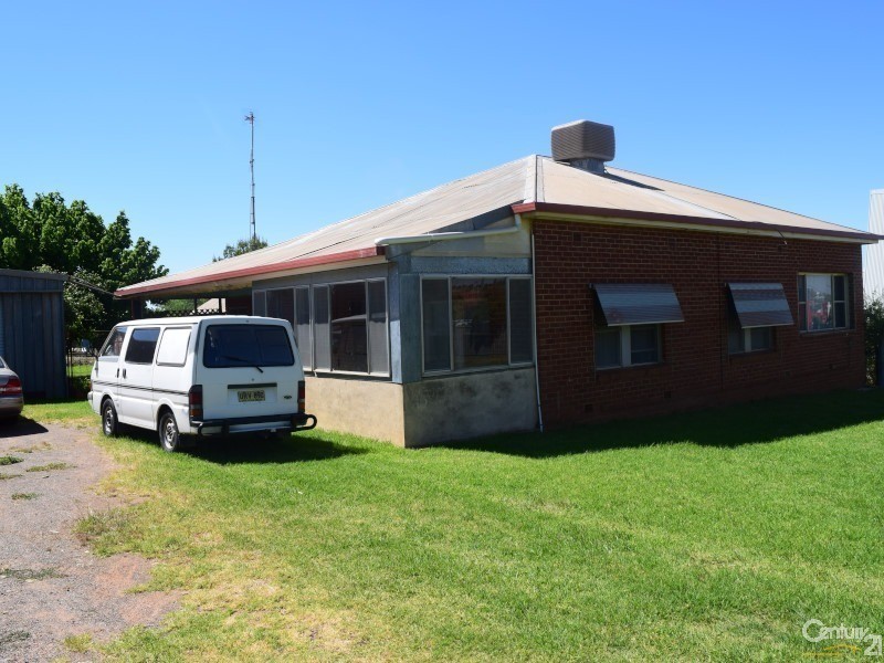 80 Peak Hill Road, Parkes NSW 2870