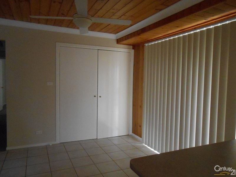 1 Basil Ave, Parkes NSW 2870