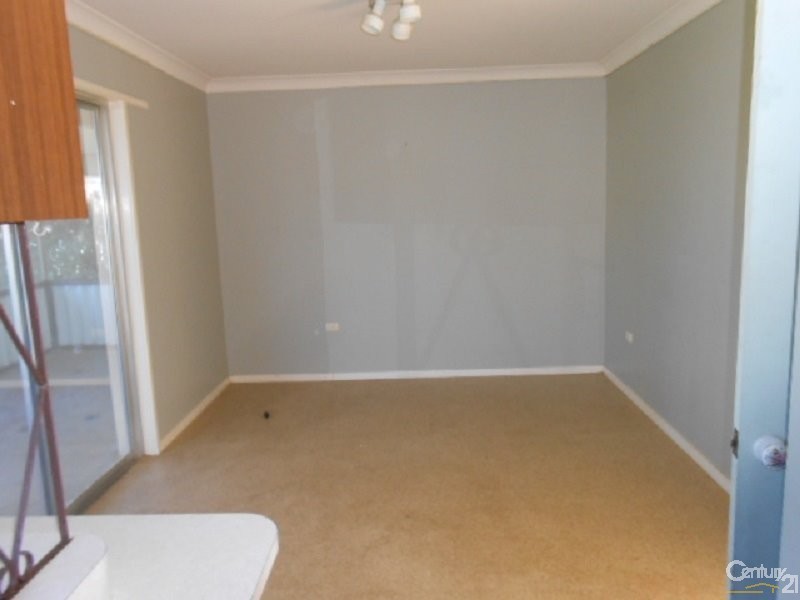 5 Fisher Street, Parkes NSW 2870