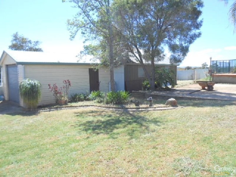 5 Fisher Street, Parkes NSW 2870