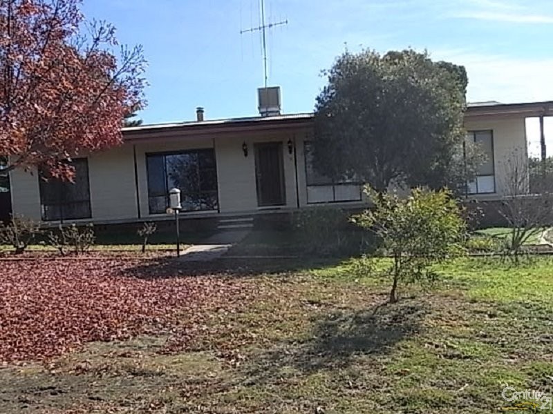 34 Brolgan Road, Parkes NSW 2870