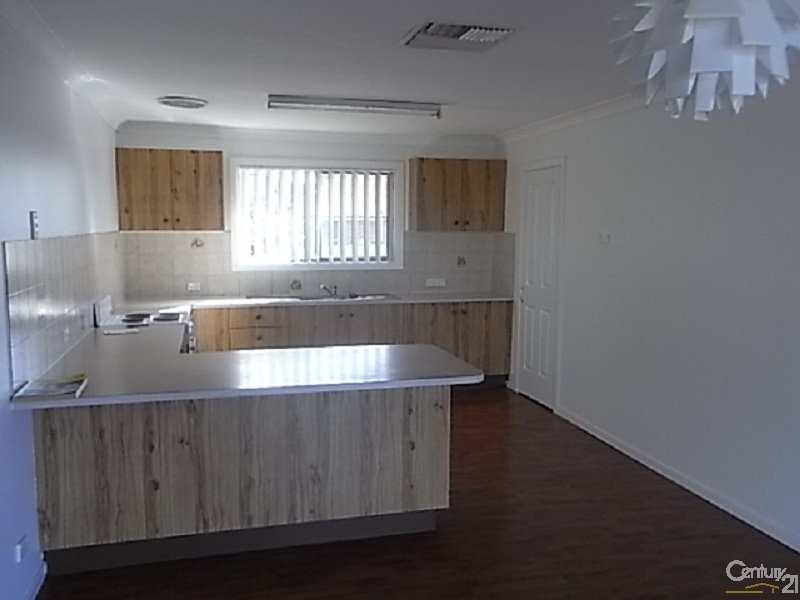 34 Brolgan Road, Parkes NSW 2870