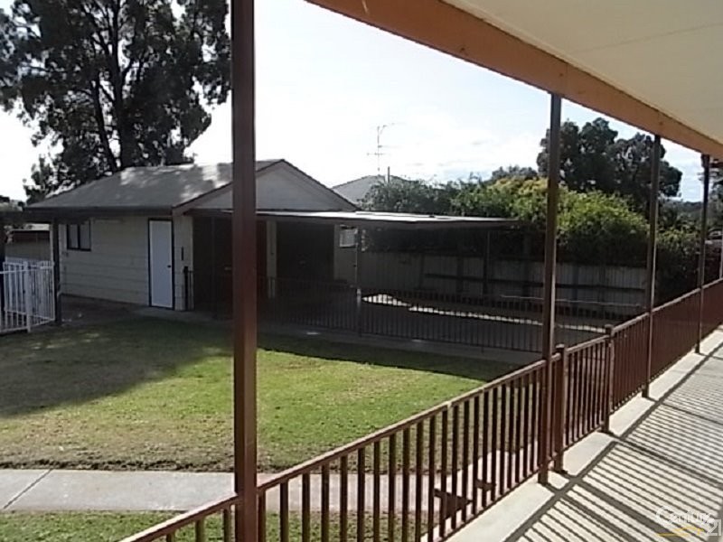 34 Brolgan Road, Parkes NSW 2870