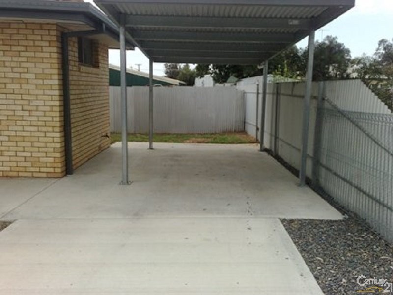 1/31 Forbes Road, Parkes NSW 2870