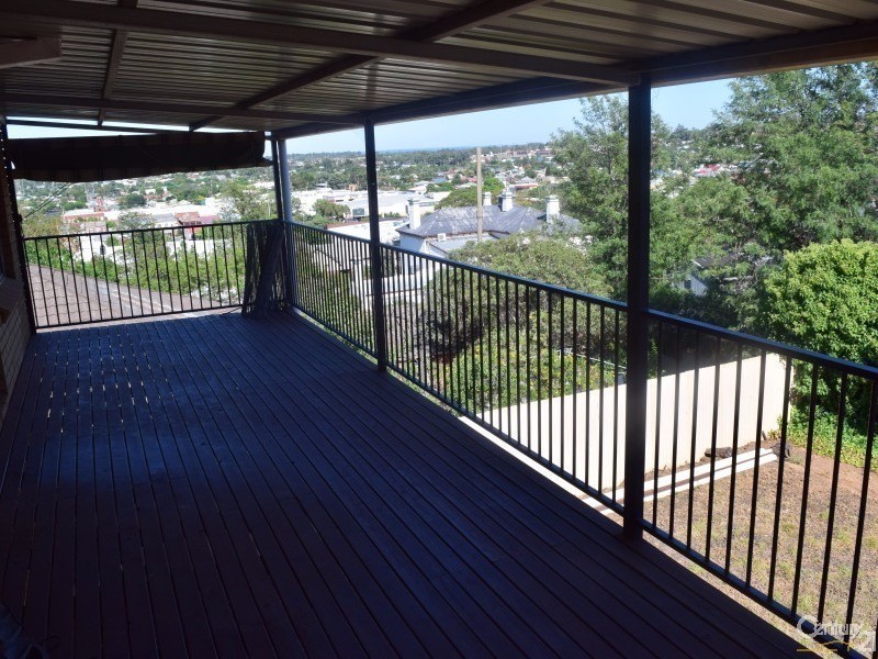 4 Church Street, Parkes NSW 2870