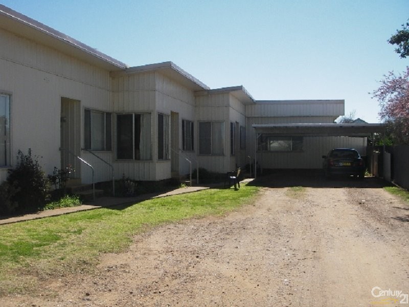 4/22 Grenfell Street, Parkes NSW 2870