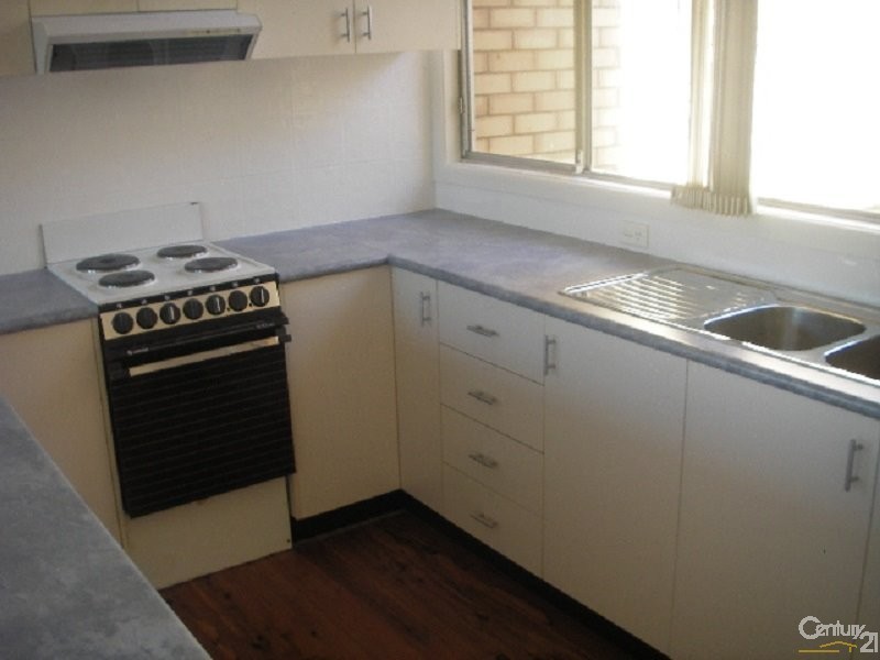 4/22 Grenfell Street, Parkes NSW 2870