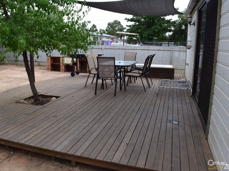7 Melbourne Street, Parkes NSW 2870