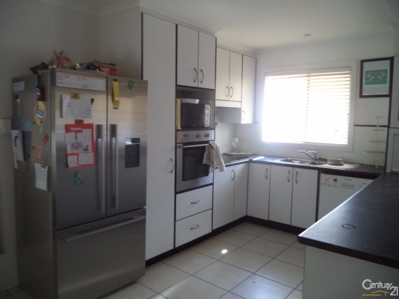 112 Mitchell Street, Parkes NSW 2870
