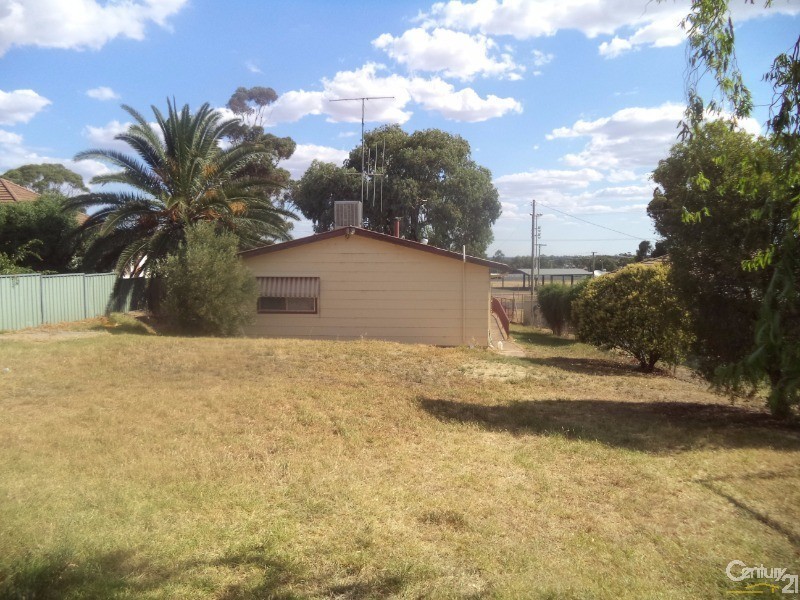 112 Mitchell Street, Parkes NSW 2870