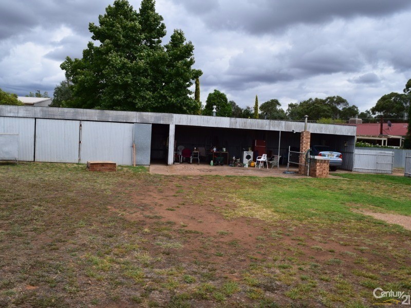 9-11 Cheney Road, Parkes NSW 2870