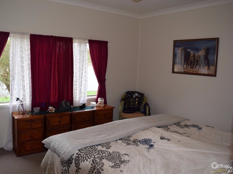26  Tanks Road, Parkes NSW 2870