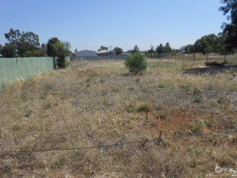 25 Station Street, Bogan Gate NSW 2876