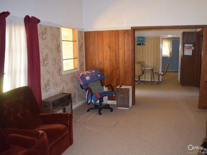 51 Dalton Street, Parkes NSW 2870
