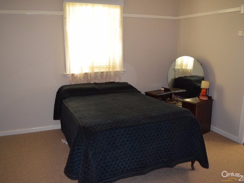 51 Dalton Street, Parkes NSW 2870