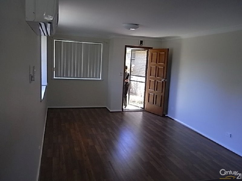 2/28 Middleton Street, Parkes NSW 2870