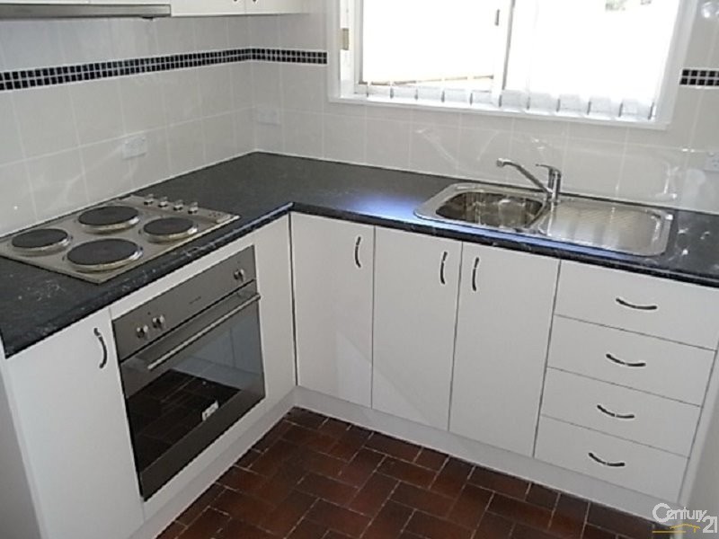 2/28 Middleton Street, Parkes NSW 2870