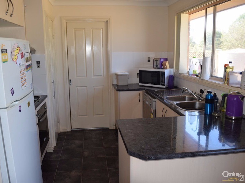 49a  Brolgan Road, Parkes NSW 2870