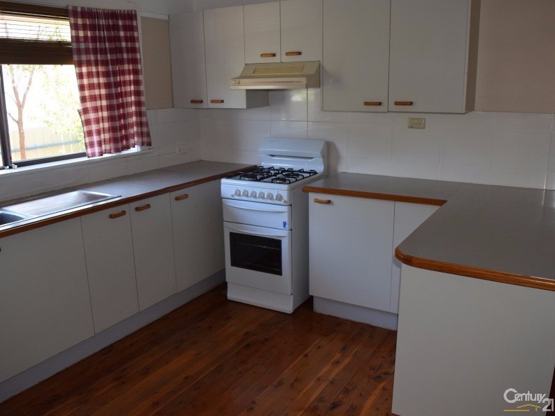 23 Mitchell Street, Parkes NSW 2870