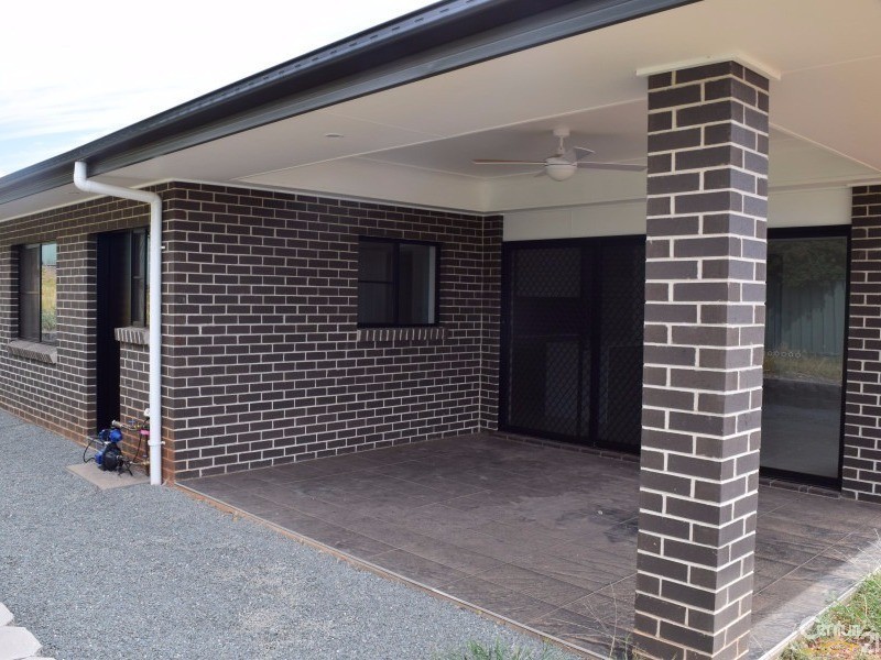 35 Medlyn Street, Parkes NSW 2870