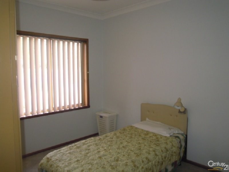 26 Russell Street, Parkes NSW 2870