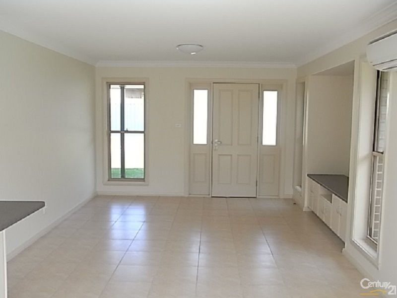 2/87  Clarinda Street, Parkes NSW 2870