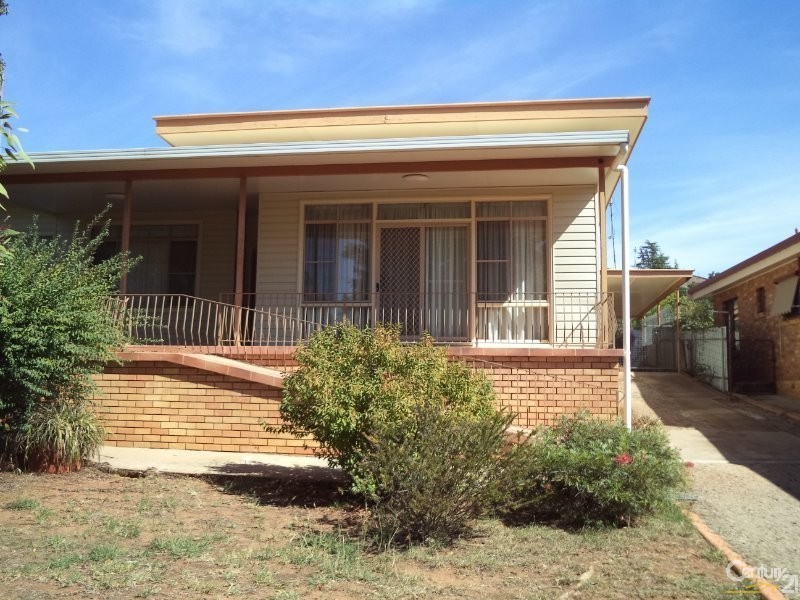 26 Lorking Street, Parkes NSW 2870