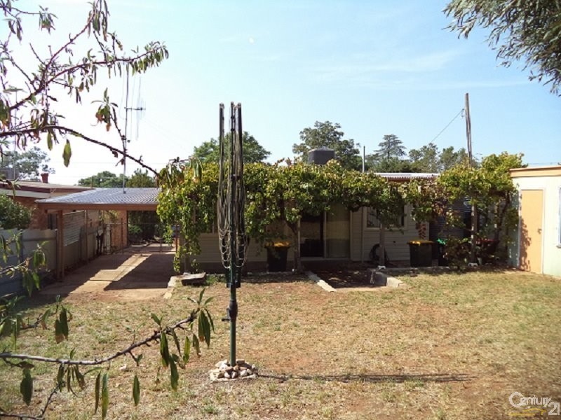 26 Lorking Street, Parkes NSW 2870