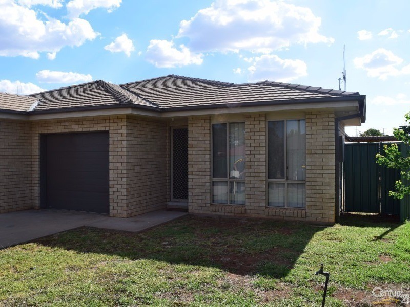 4/80  Close Street, Parkes NSW 2870