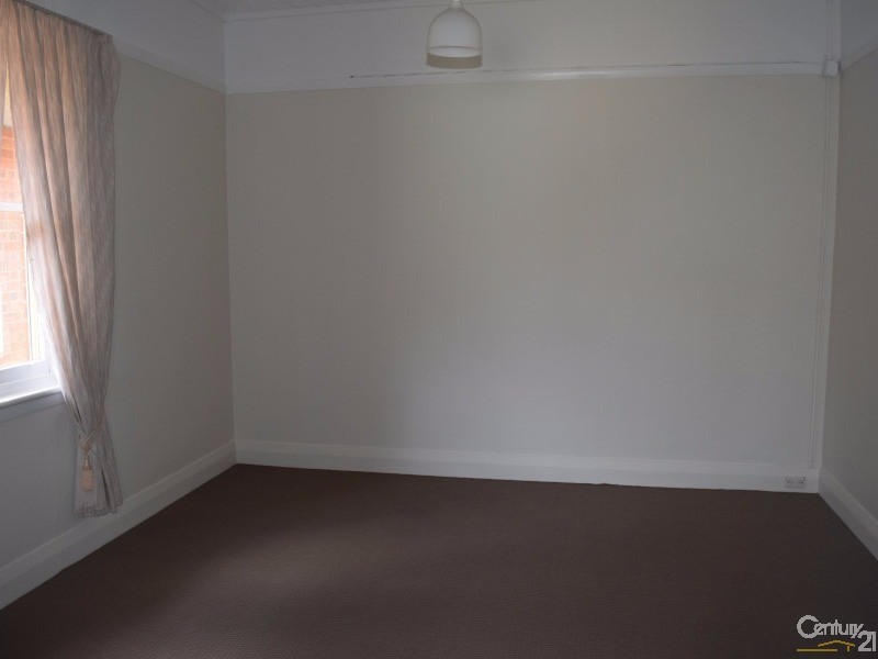 114-116 Clarinda Street, Parkes NSW 2870