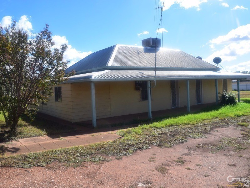 38-40 Coronation Avenue, Parkes NSW 2870