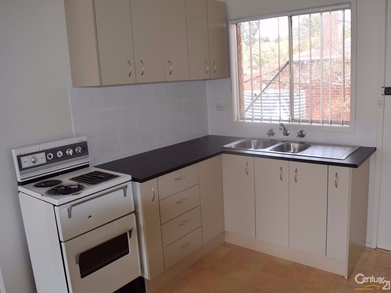 2/71-73 Hill Street, Parkes NSW 2870