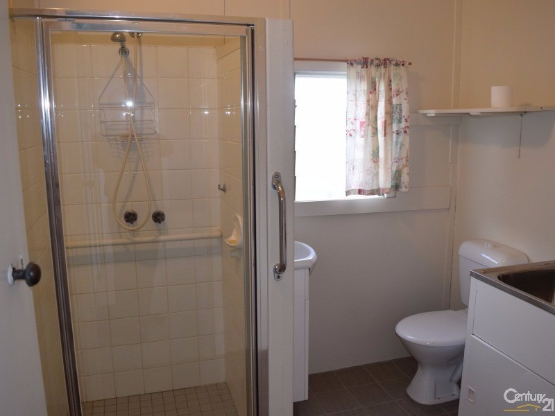 13 Grenfell Street, Parkes NSW 2870