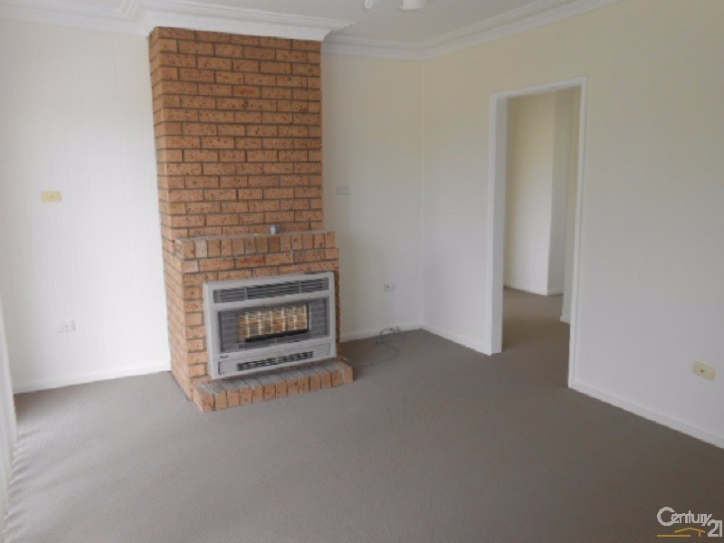 10 Moor Street, Parkes NSW 2870