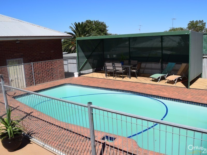 28 Wentworth Street, Parkes NSW 2870