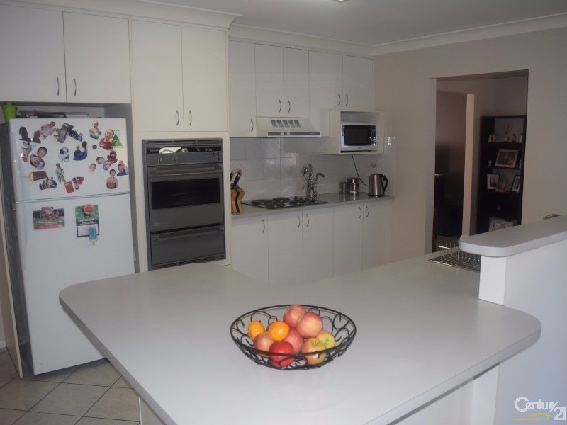 11a Barton Street, Parkes NSW 2870