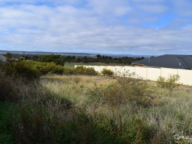 13 Vaucluse Place, Parkes NSW 2870