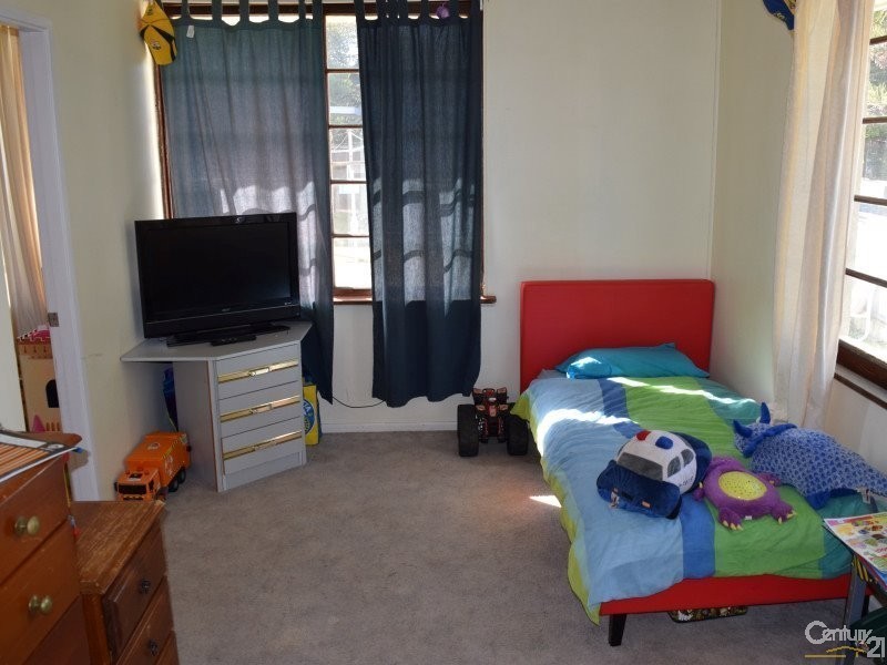 63 High St, Parkes NSW 2870