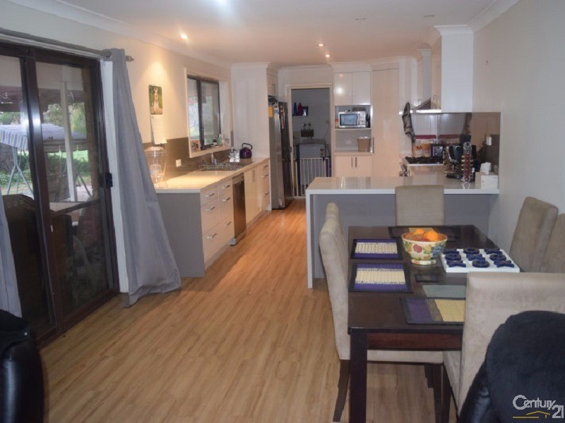 33 Kelly Road, Parkes NSW 2870
