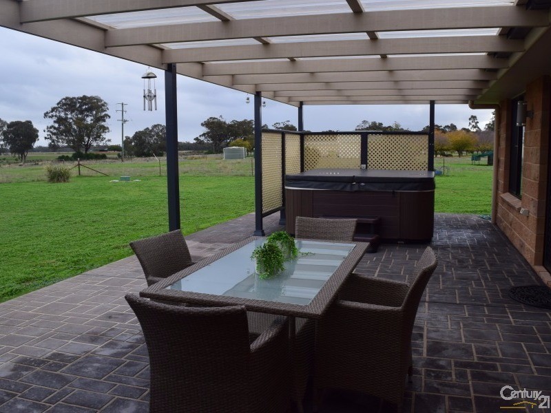 9931A Renshaw McGirr Way, Parkes NSW 2870